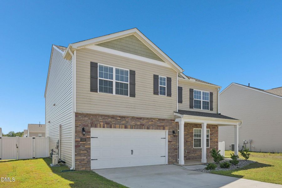 left side of house-Blue Aspen Dr-S2009-0