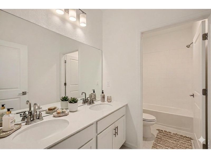 Image 16 of a home in Country Club Reserve.