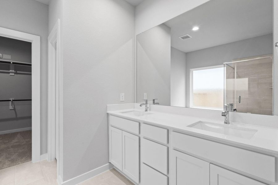 Furnished interior view inside a new home in Huntington Place, Rosharon (Image 9). Furnished interior view inside a new home in Huntington Place, Rosharon (Image 9).