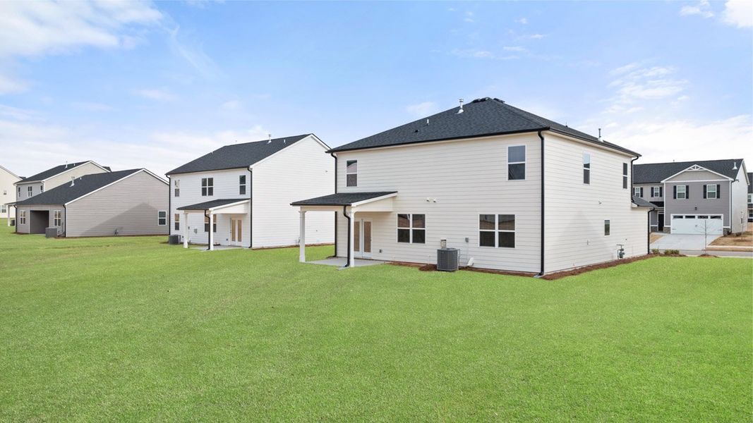 Image 53 of a home in Estates at Deer Hollow.