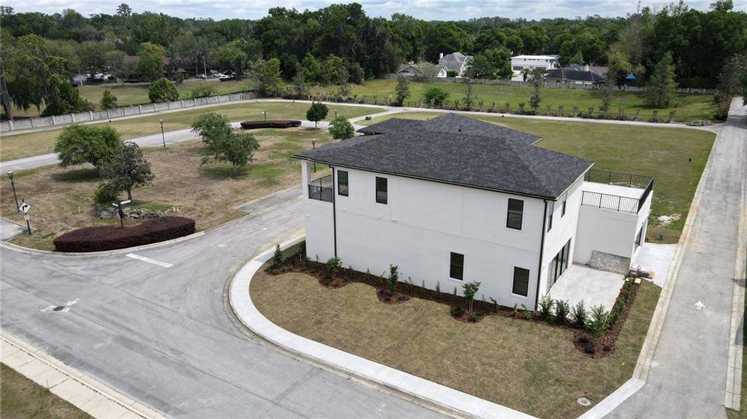 Image 27 of a home in .