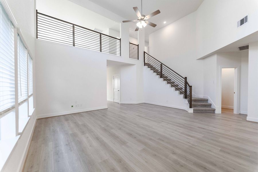 Spacious, unfurnished interior of a new home in Colony at Pinehurst, Pinehurst (Image 12).