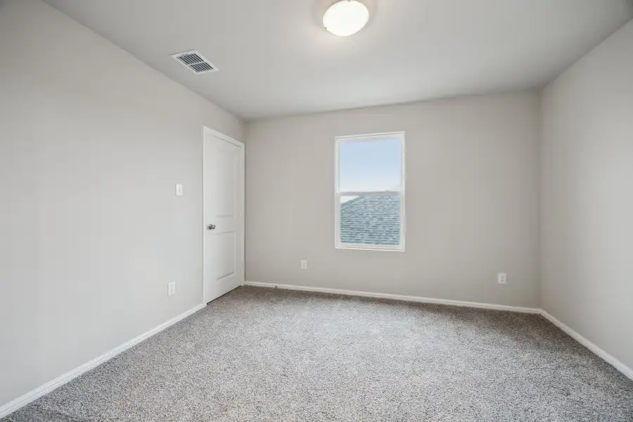 Representative unfurnished interior of a home built from the Enzo II by Megatel Homes in Sicily, Princeton (Image 17).