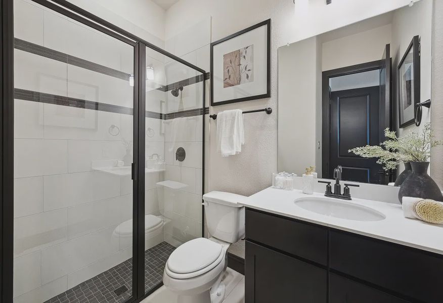 Plan 5029 Bath 2 - Staged - 15 of 19