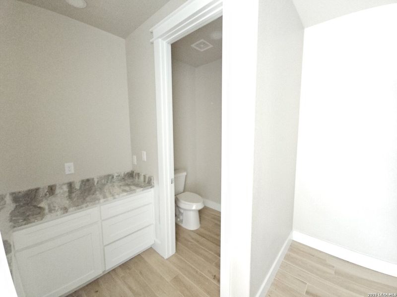 Image 33 of a home in .