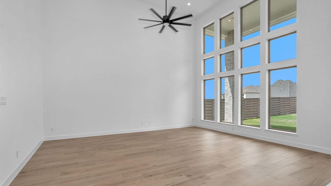 Spacious, unfurnished interior of a new home in Austin Point, Richmond (Image 15).