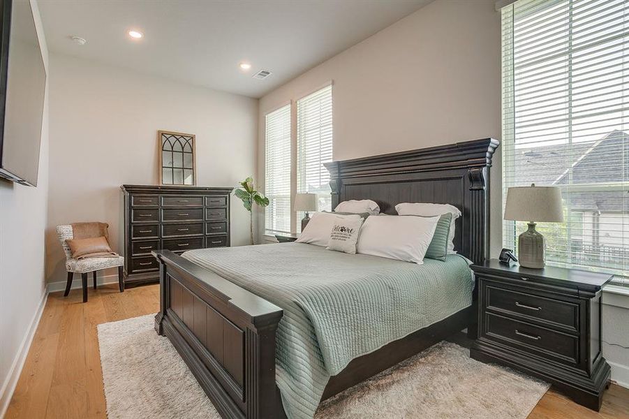 Furnished interior view inside a new home in , Fort Worth (Image 26). Furnished interior view inside a new home in , Fort Worth (Image 26).