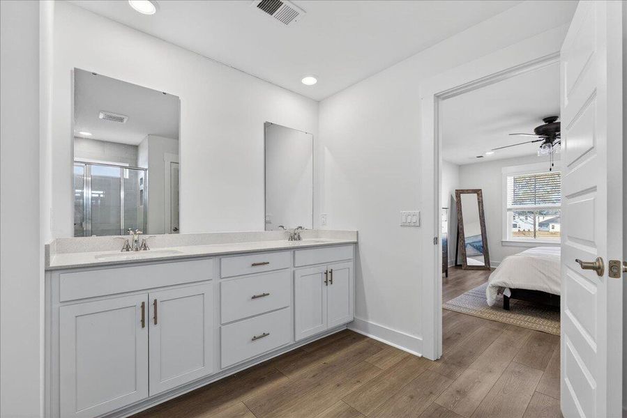 Furnished interior view inside a new home in The Coves at Lakes of Cane Bay, Summerville (Image 7). Furnished interior view inside a new home in The Coves at Lakes of Cane Bay, Summerville (Image 7).