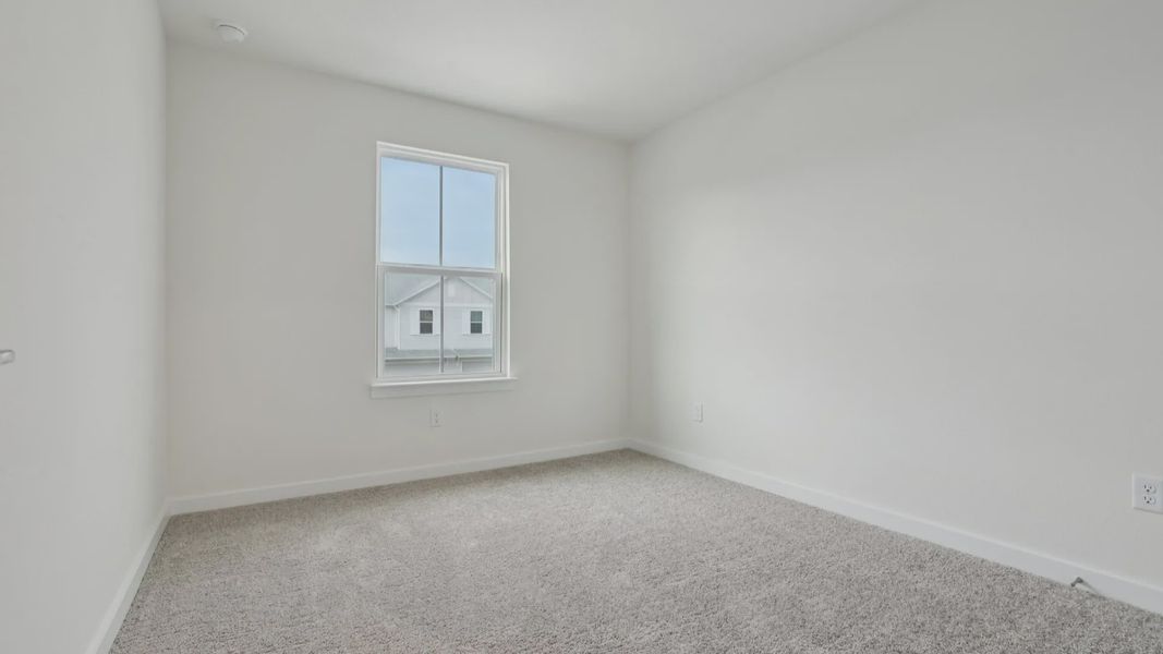 Third Bed of the Coronado - End at Cyrene at Harmony located in St Cloud FL by DRB Homes