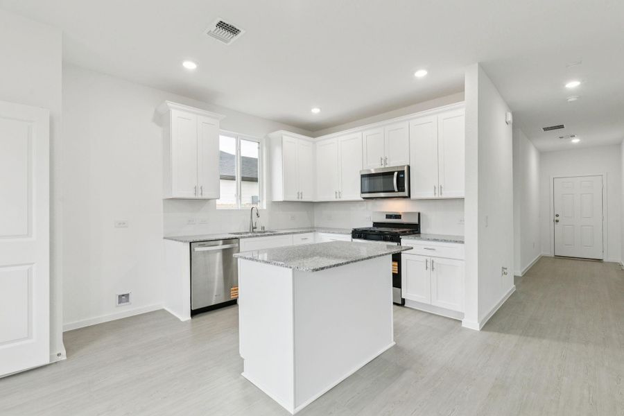 Furnished interior view inside a new home in Windcress, Baytown (Image 16).