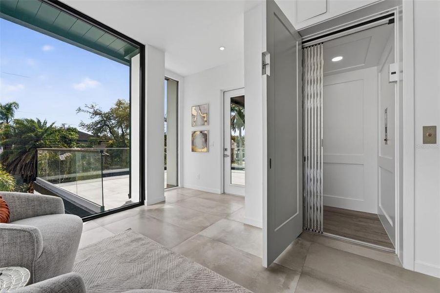 Exterior details and patio area of a home in , Sarasota (Image 24).