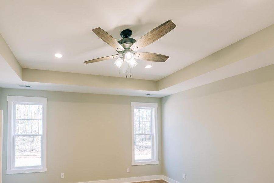 Spacious, unfurnished interior of a new home in , Walterboro (Image 20).