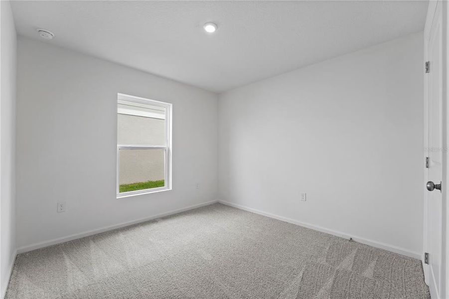 Spacious, unfurnished interior of a new home in Eagle Hammock, Eagle Lake (Image 22). Spacious, unfurnished interior of a new home in Eagle Hammock, Eagle Lake (Image 22).