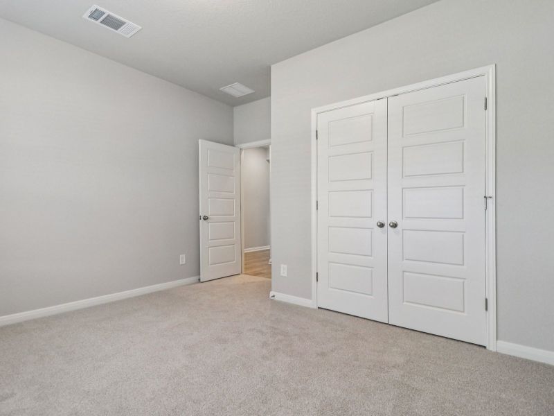 Spacious, unfurnished interior of a new home in Sagebrooke - Classic Series, San Antonio (Image 29).