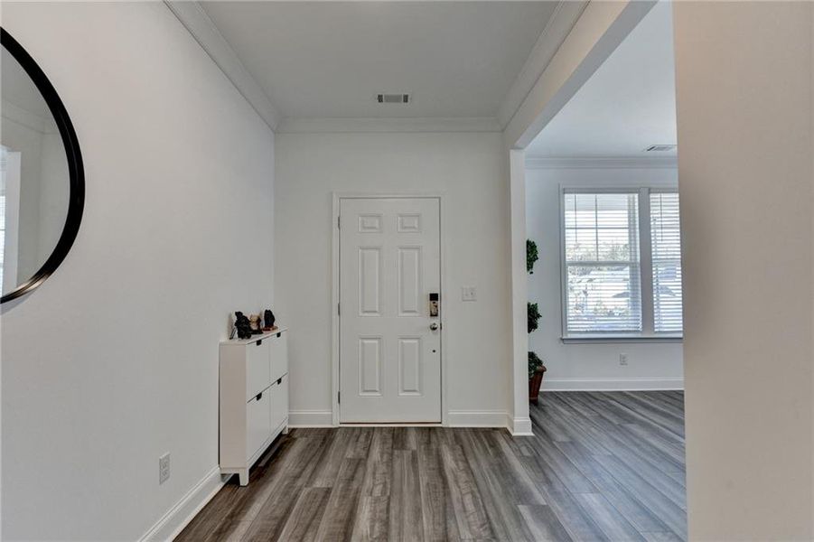 Spacious, unfurnished interior of a new home in Bailey Fence, Dacula (Image 69).