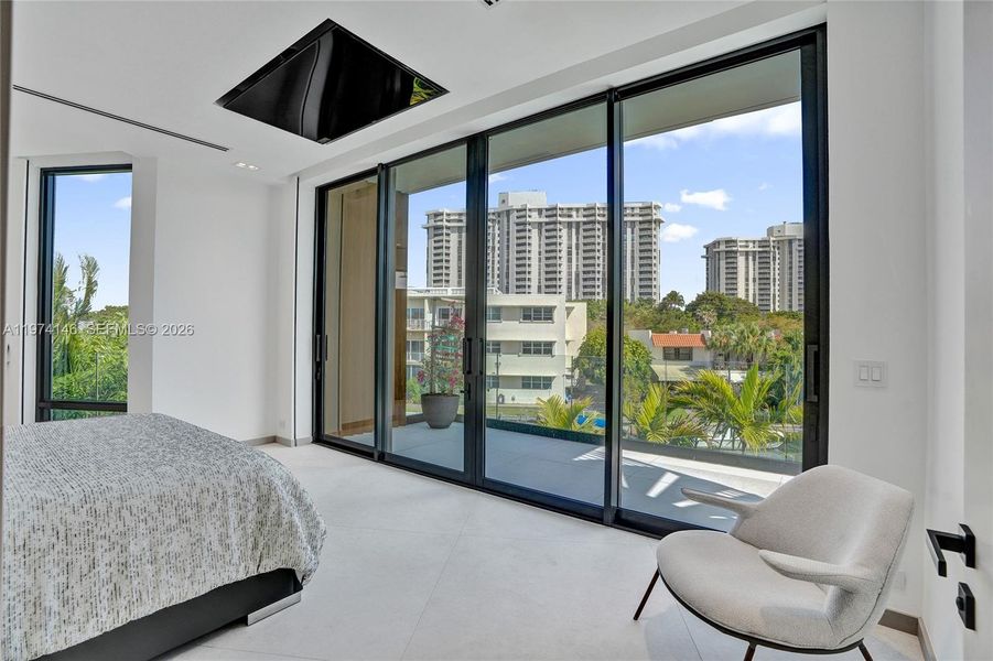 Exterior details and patio area of a home in , Miami Shores (Image 30).