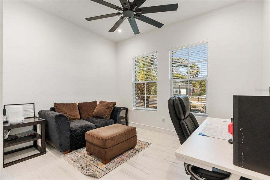 Furnished interior view inside a new home in , Land O' Lakes (Image 36).