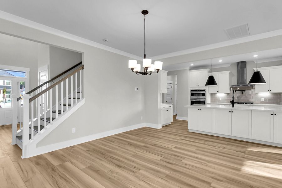 Spacious, unfurnished interior of a new home in , Summerville (Image 24).
