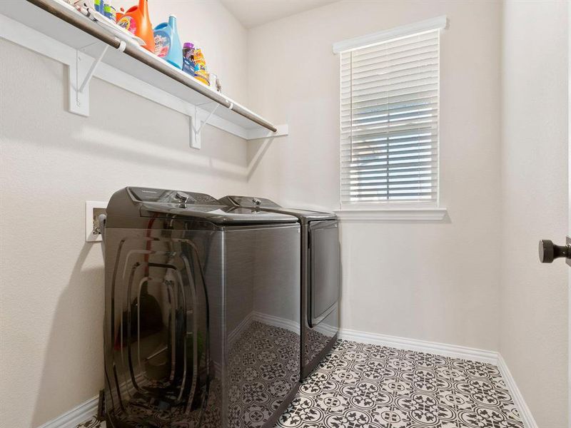 Image 27 of a home in Fairview Meadows.