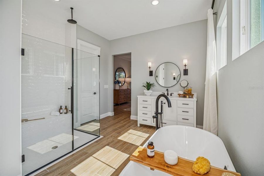 Furnished interior view inside a new home in Eden Preserve, Altamonte Springs (Image 17).