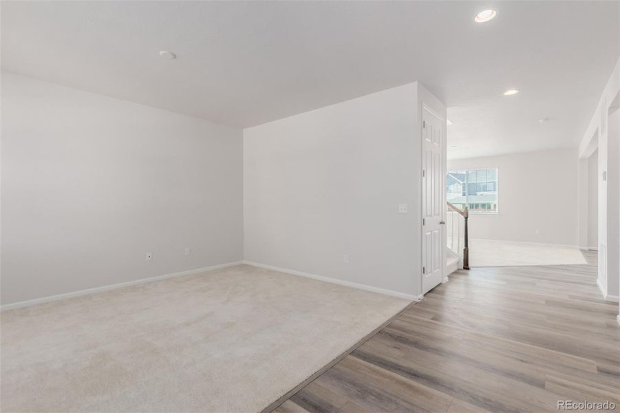 Spacious, unfurnished interior of a new home in The Aurora Highlands, Aurora (Image 14).