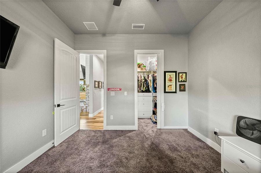 Furnished interior view inside a new home in , Belleview (Image 49).