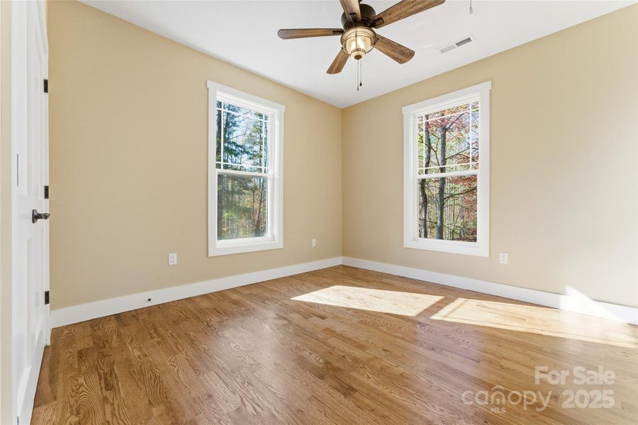 Spacious, unfurnished interior of a new home in , Hendersonville (Image 33).