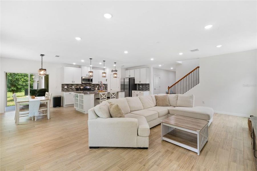 Furnished interior view inside a new home in Bradford Ridge, Leesburg (Image 8).