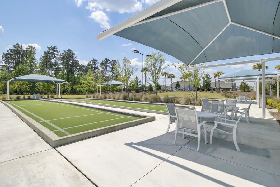 Community amenities in , Summerville (Image 37).