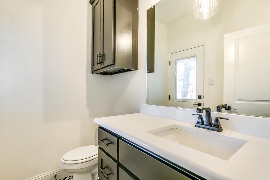 Representative furnished interior of a home built from the Cypress Court House by Trinity Classic Homes in Freeman Ranch, Weatherford (Image 13).