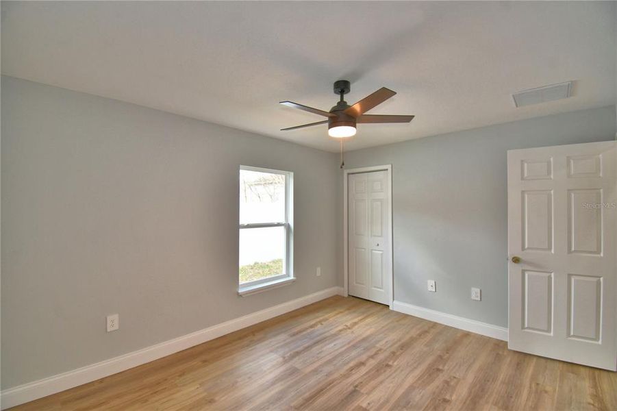 Spacious, unfurnished interior of a new home in , Bartow (Image 37).