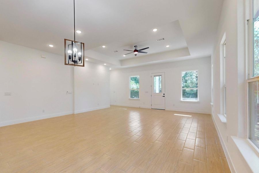 Spacious, unfurnished interior of a new home in , Bastrop (Image 20).