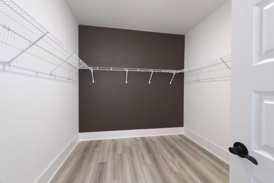 Representative unfurnished interior of a home built from the Vanderbilt by Pulte Homes in Indigo Bay, Myrtle Beach (Image 22).