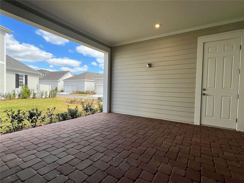Exterior details and patio area of a home in Celebration, Celebration (Image 4).
