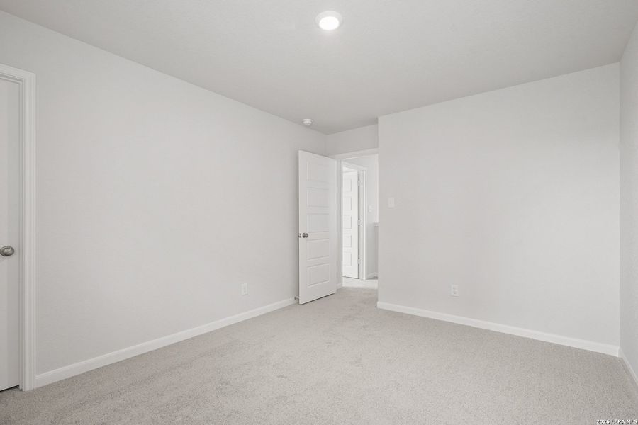 Spacious, unfurnished interior of a new home in Hickory Ridge, Elmendorf (Image 19).