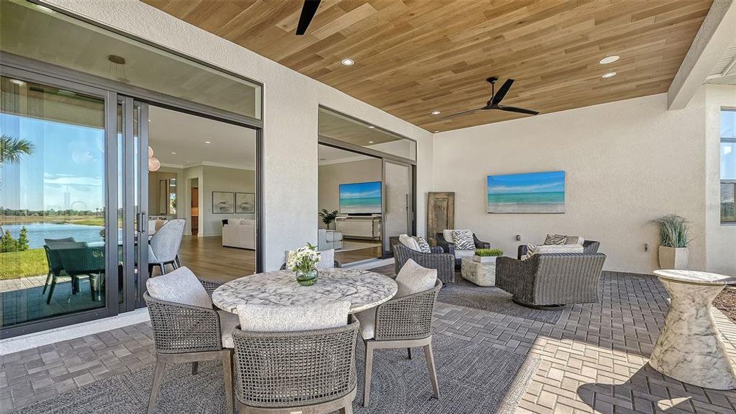 Exterior details and patio area of a home in , Sarasota (Image 3).