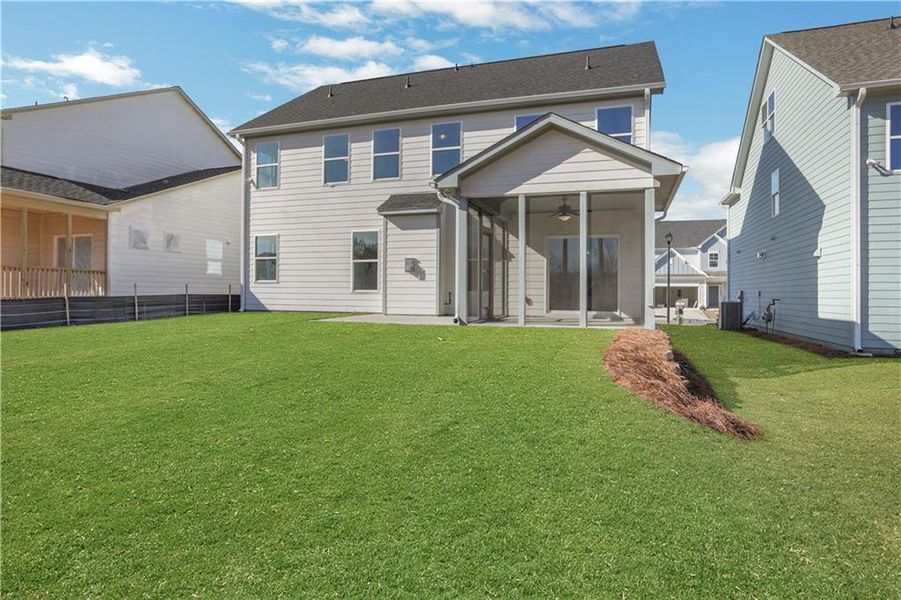 Exterior details and patio area of a home in Twin Lakes, Hoschton (Image 30).