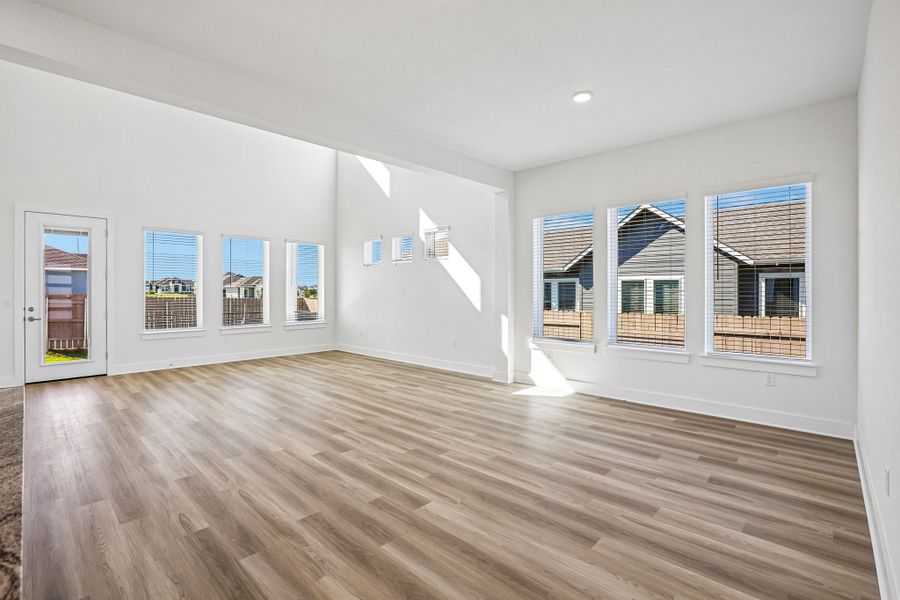 Spacious, unfurnished interior of a new home in Easton Park, Austin (Image 26). Spacious, unfurnished interior of a new home in Easton Park, Austin (Image 26).