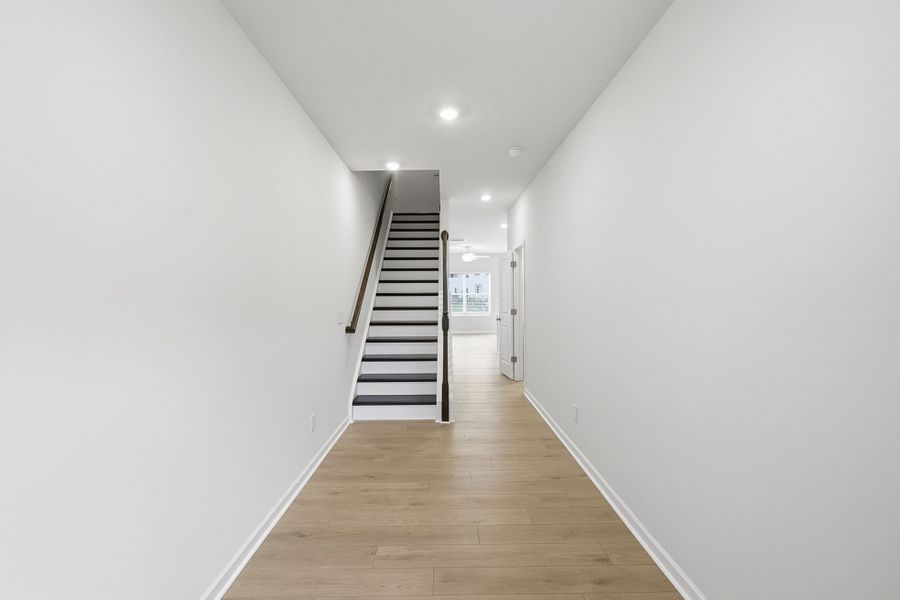 Spacious, unfurnished interior of a new home in Nichols Landing, Charlotte (Image 17).