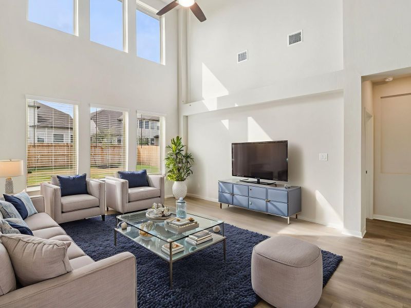 Furnished interior view inside a new home in Fox Falls, Boerne (Image 4).