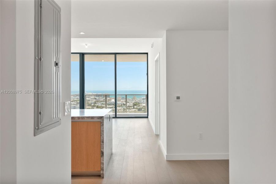 Spacious, unfurnished interior of a new home in Five Park, Miami Beach (Image 14).