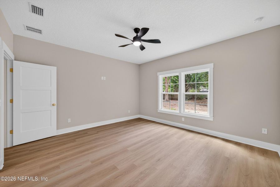 Spacious, unfurnished interior of a new home in , Macclenny (Image 45).