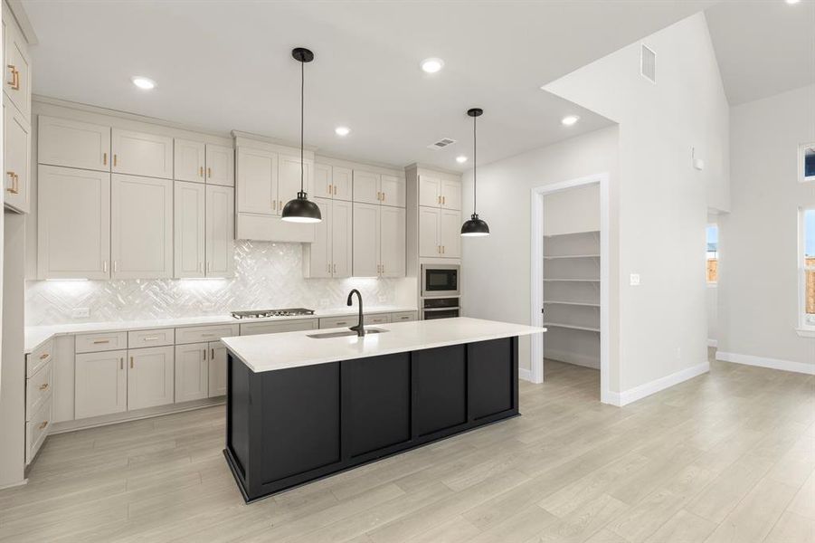 10. 5401 Archeron - Kitchen (2) 10. 5401 Archeron - Kitchen (2)