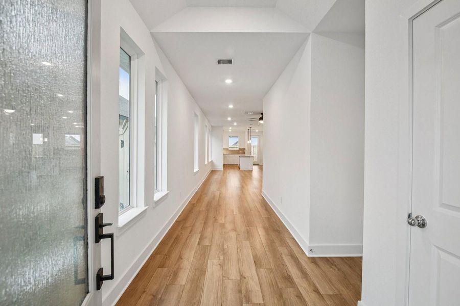 21522 Berry Crest Entry