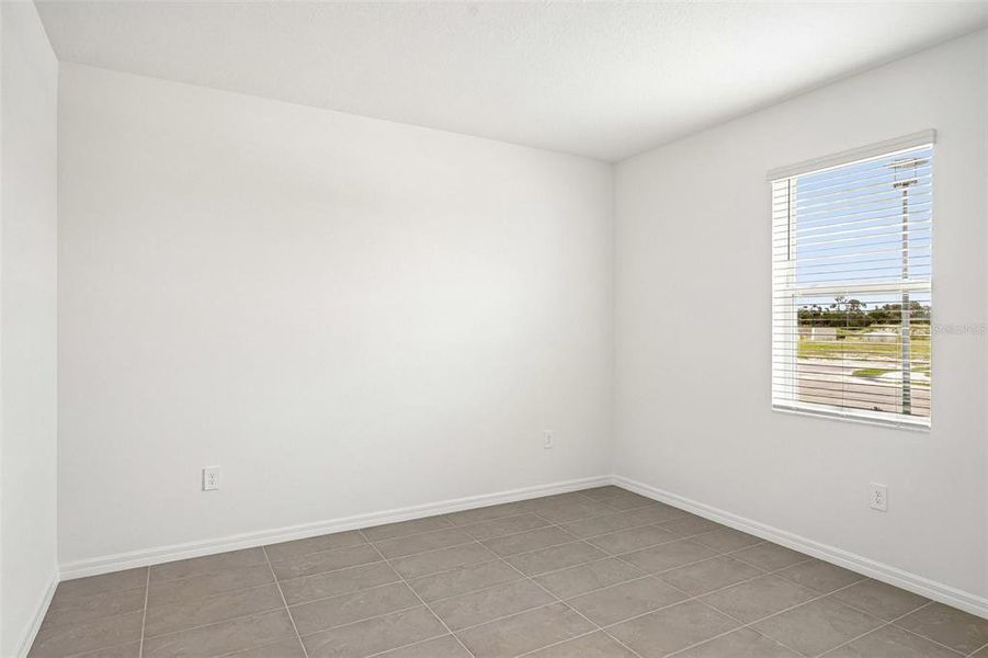 Spacious, unfurnished interior of a new home in Southpointe, Palmetto (Image 21). Spacious, unfurnished interior of a new home in Southpointe, Palmetto (Image 21).
