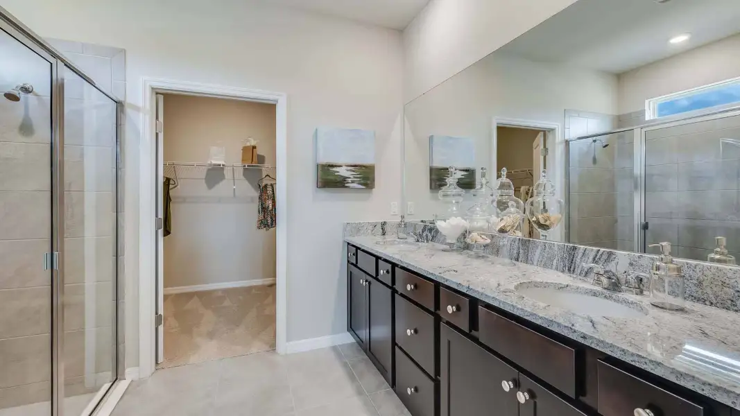 Furnished interior view inside a new home in Star Farms at Lakewood Ranch, Bradenton (Image 8). Furnished interior view inside a new home in Star Farms at Lakewood Ranch, Bradenton (Image 8).