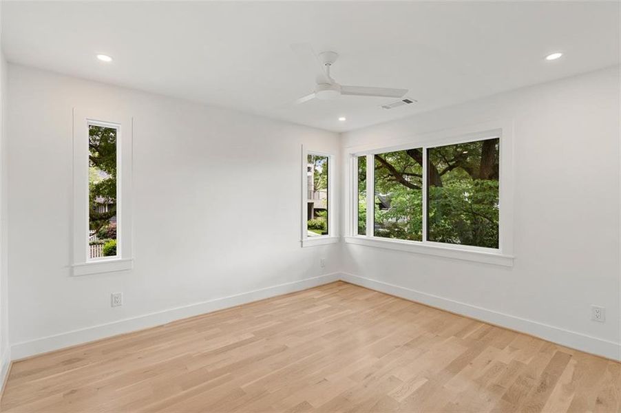 Spacious, unfurnished interior of a new home in , Atlanta (Image 46).
