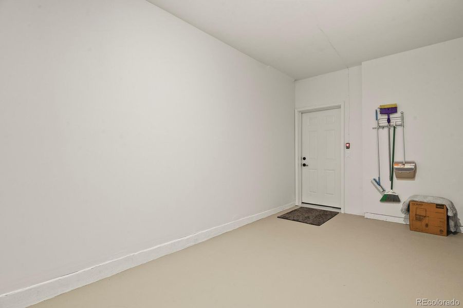 Spacious, unfurnished interior of a new home in Stonegate Condos, Parker (Image 19).
