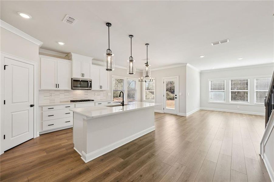 Furnished interior view inside a new home in River Pointe, Monroe (Image 5).