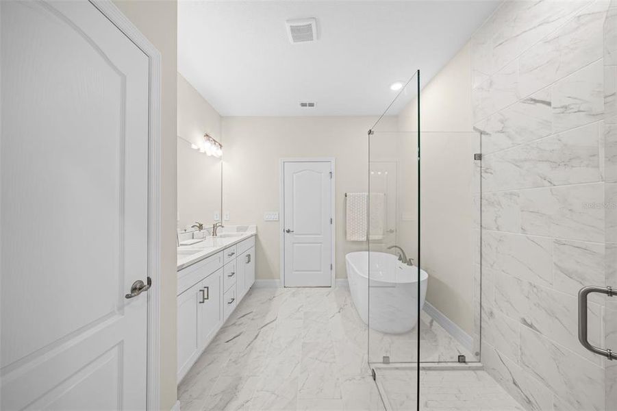 Furnished interior view inside a new home in , Palm Bay (Image 18).